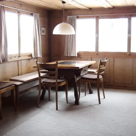 Casa Cadruvi, In Obersaxen, 150 Quadratmeter