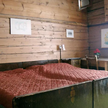 Casa Cadruvi, In Obersaxen, 150 Quadratmeter Obersaxen