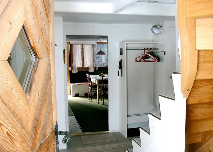 Casa Cadruvi, In Obersaxen, 150 Quadratmeter * Obersaxen