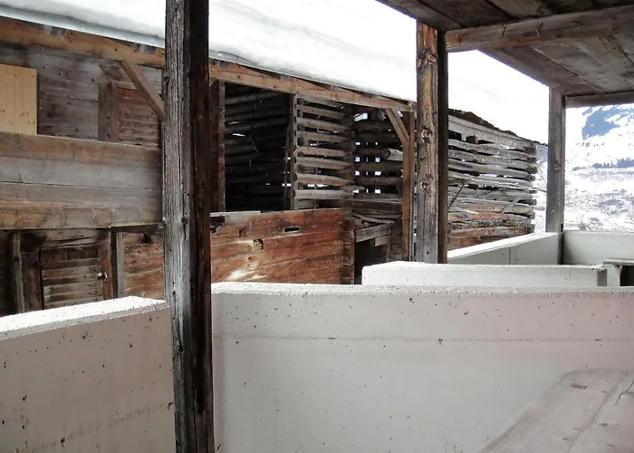 Casa Cadruvi, In Obersaxen, 150 Quadratmeter * Obersaxen