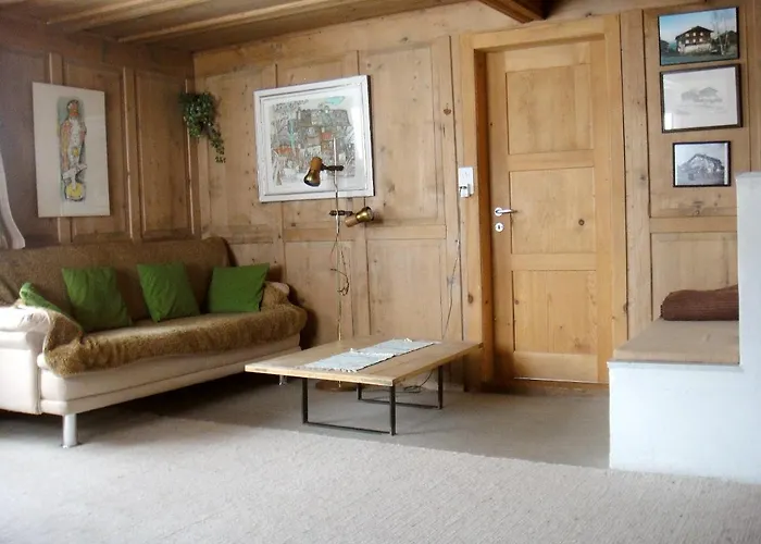 Daire Casa Cadruvi, In Obersaxen, 150 Quadratmeter *