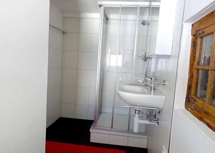 Casa Cadruvi, In Obersaxen, 150 Quadratmeter Daire