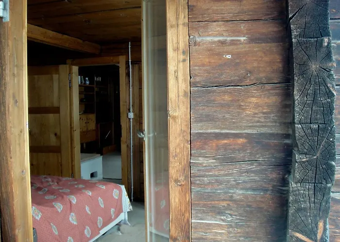 Casa Cadruvi, In Obersaxen, 150 Quadratmeter Daire