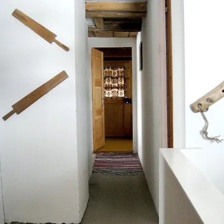Casa Cadruvi, In Obersaxen, 150 Quadratmeter Апартаменты *